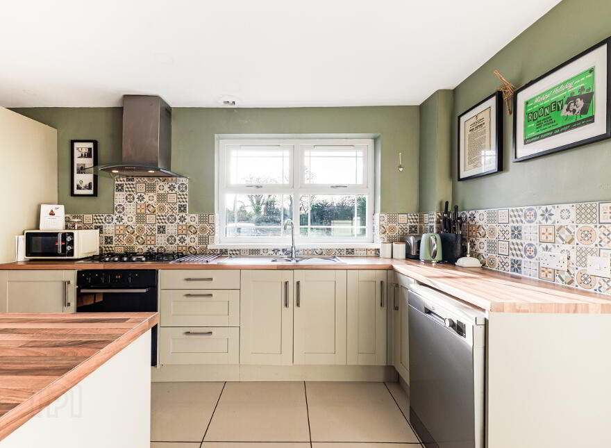 17-17a Ballywarren Road, Downpatrick, BT30 7DY