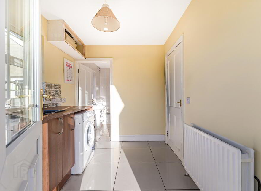 17-17a Ballywarren Road, Downpatrick, BT30 7DY