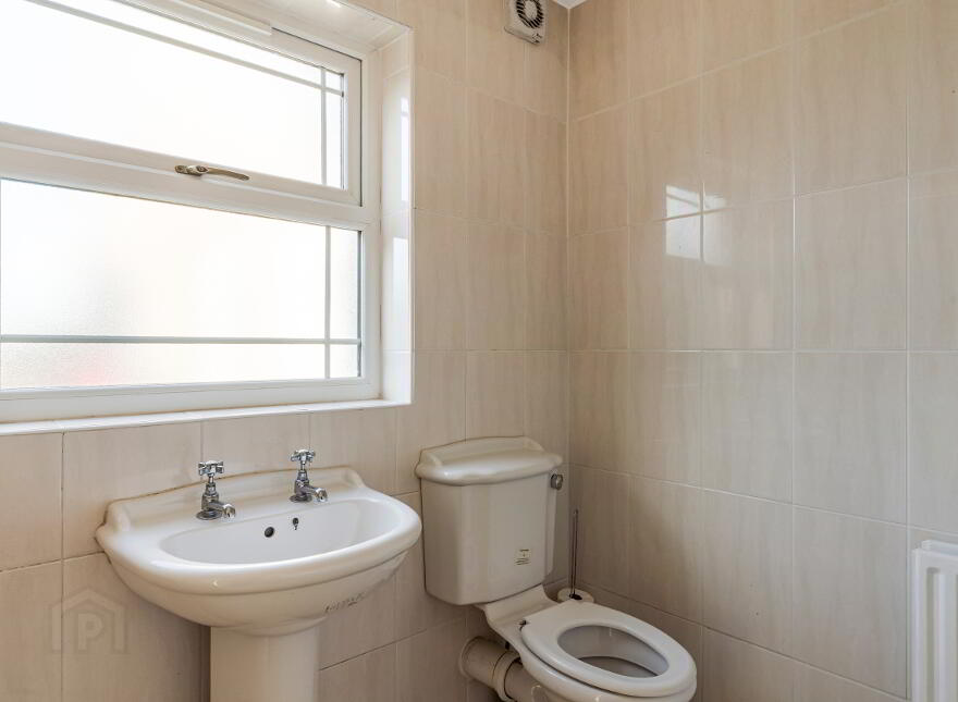 17-17a Ballywarren Road, Downpatrick, BT30 7DY