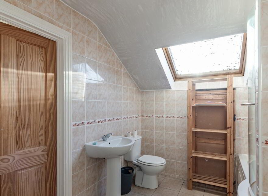 17-17a Ballywarren Road, Downpatrick, BT30 7DY