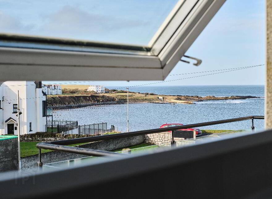 14B Bayhead Road, Portballintrae, BT57 8RZ