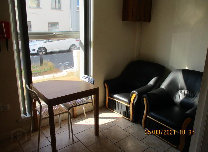 Three Great Apartments, 34 Magdala Street, Queens Botanic Area, Belfast, BT7 1PU