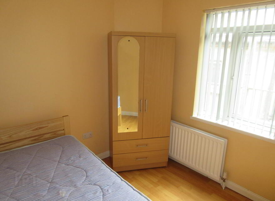 Three Great Apartments, 34 Magdala Street, Queens Botanic Area, Belfast, BT7 1PU
