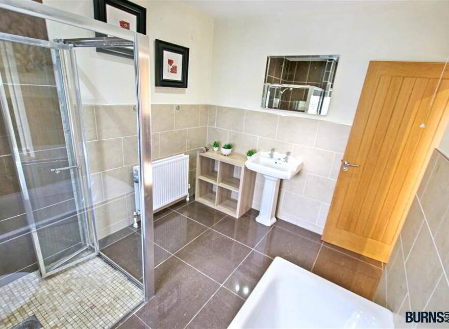24 Strawmore Road, Draperstown, Magherafelt, BT45 7JE