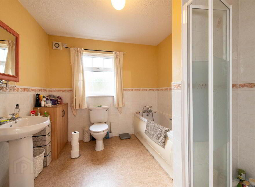12 Edenavaddy Road, Ballynahinch, BT24 8JJ