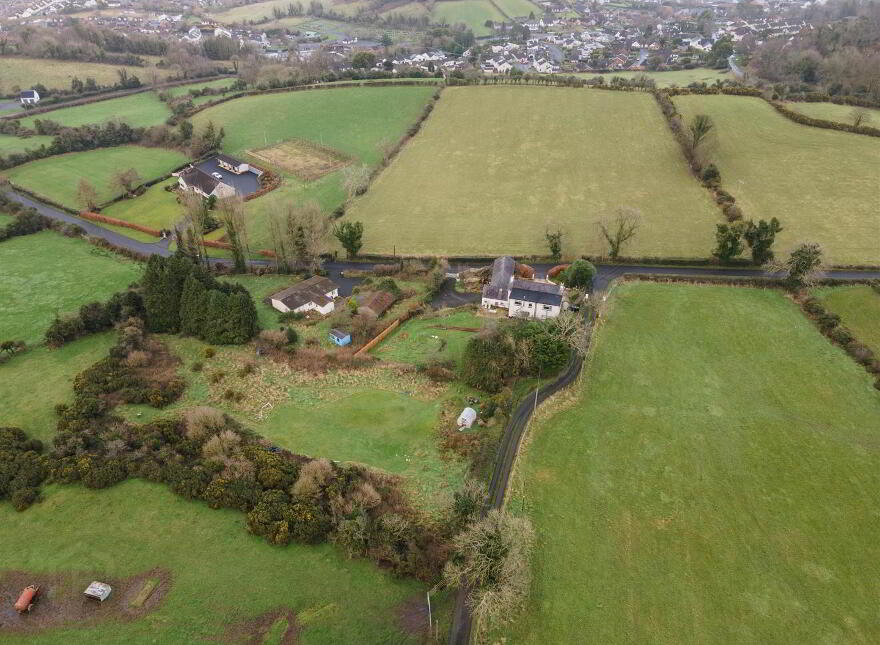 12 Edenavaddy Road, Ballynahinch, BT24 8JJ