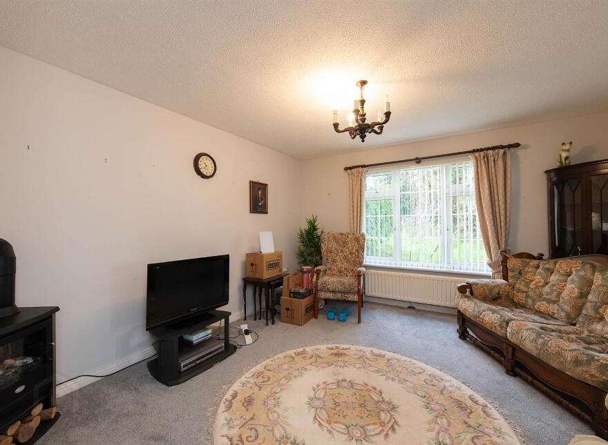 12 Edenavaddy Road, Ballynahinch, BT24 8JJ