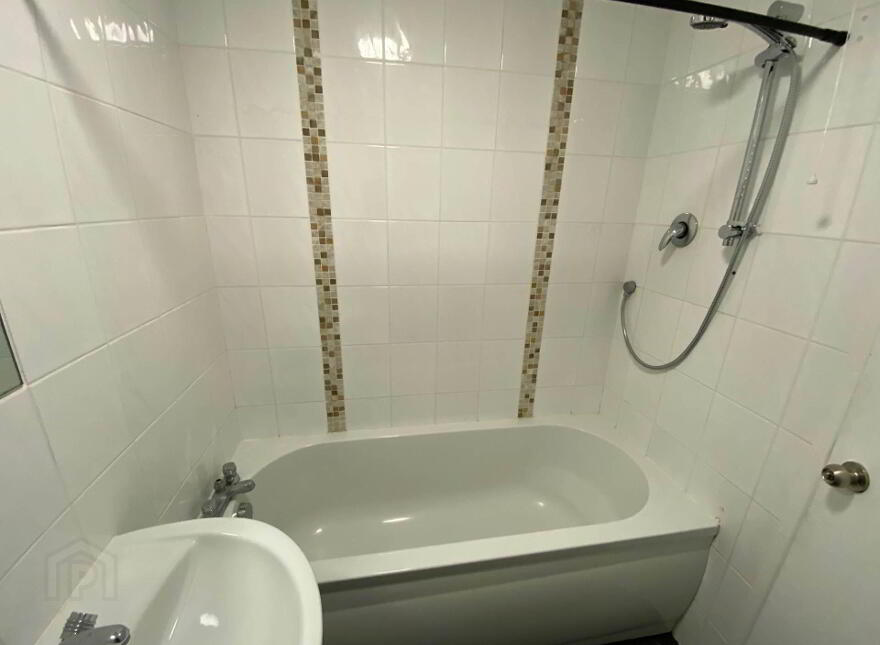 46 Salisbury Street, Belfast, BT7 1AH