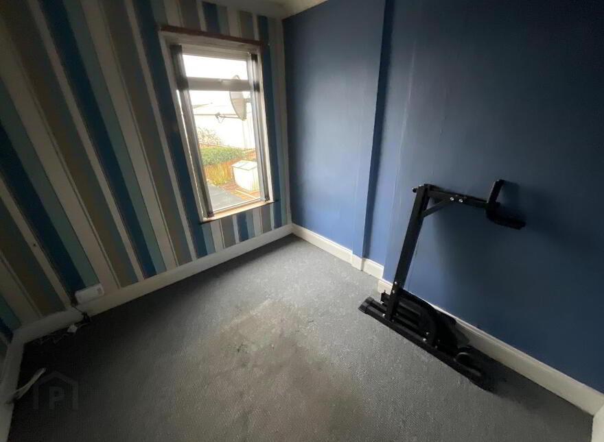6 Ballygomartin Road, Belfast, BT13 3LD