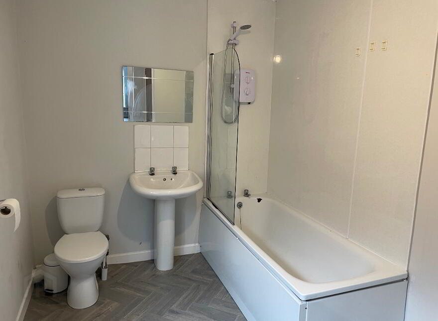 77 Carmel Street, Belfast, BT7 1QF