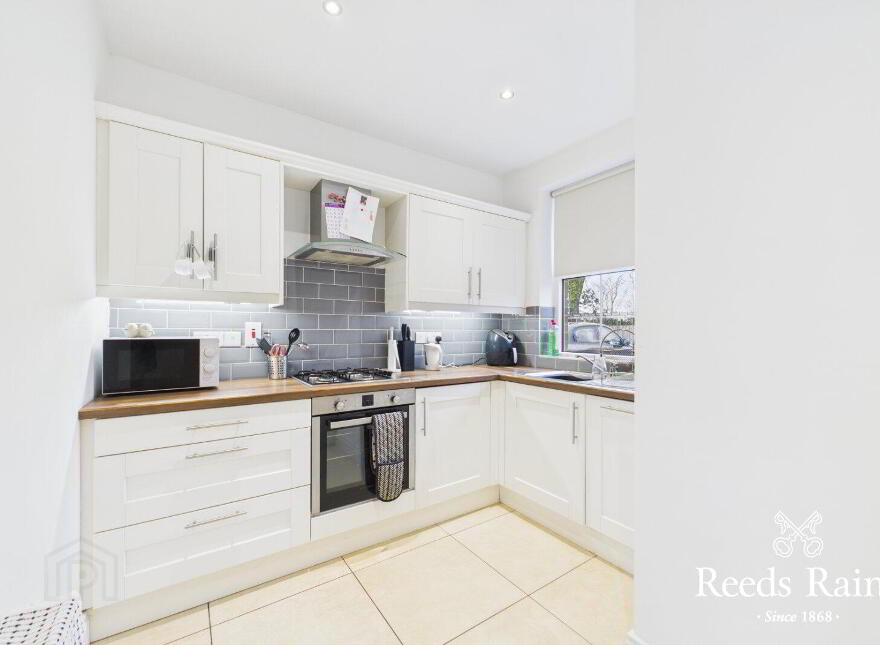 15 Meadow Place, Magheralave Meadows, Lisburn, BT28 3JQ