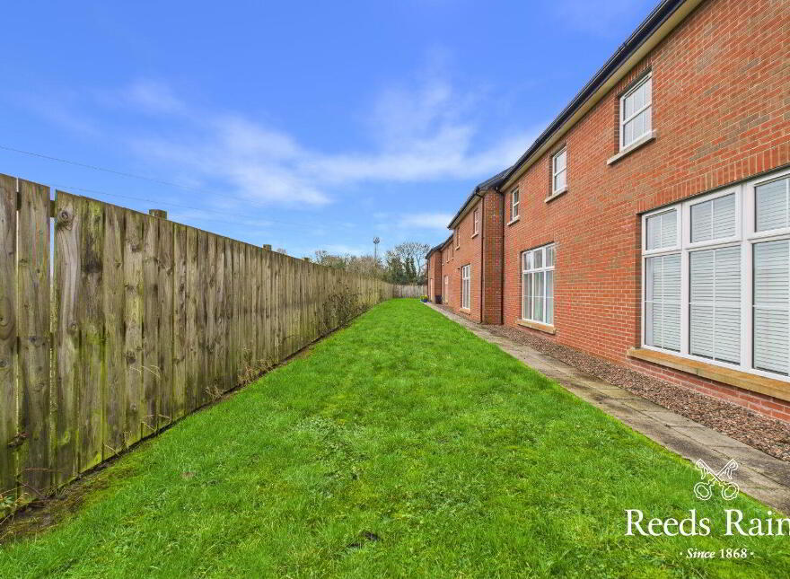 15 Meadow Place, Magheralave Meadows, Lisburn, BT28 3JQ