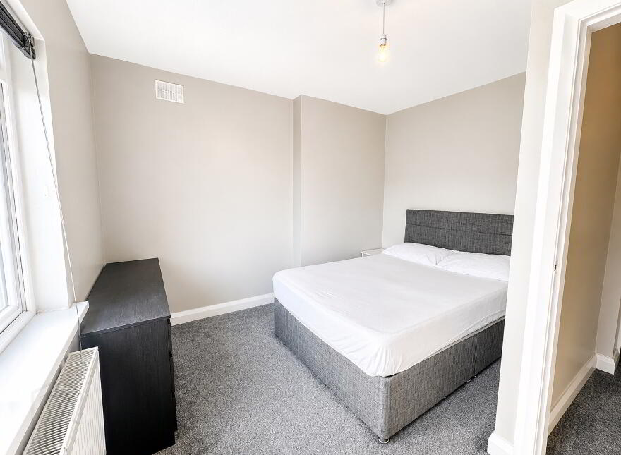 12 Kilburn Street, Belfast South, Belfast, BT12 6JS