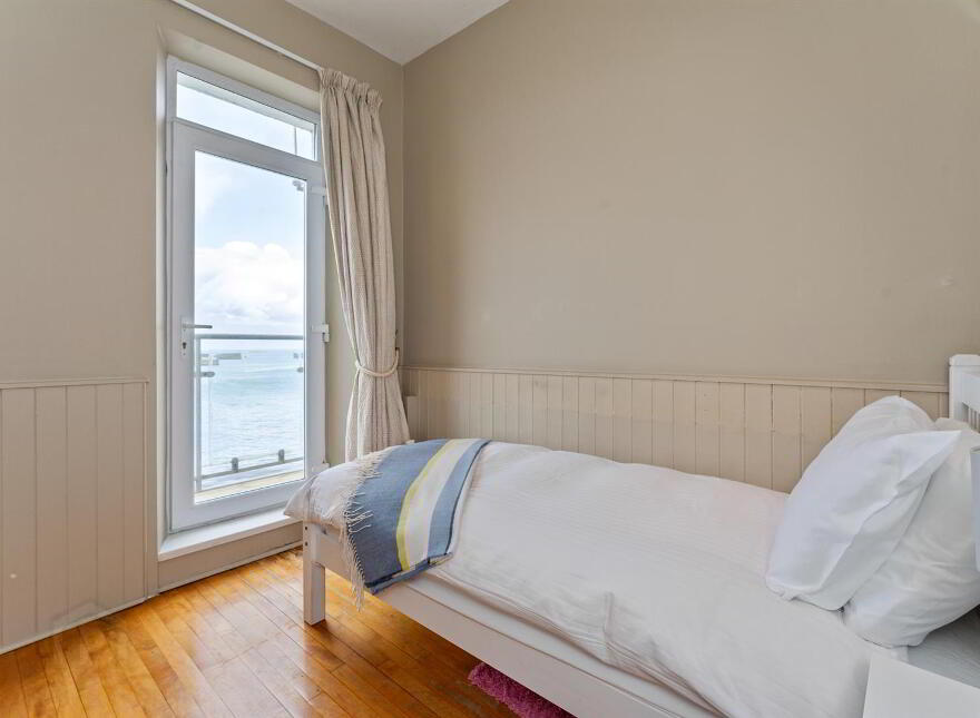 5 Shore Street, Donaghadee, BT21 0DG