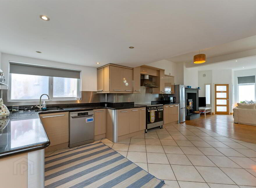 5 Shore Street, Donaghadee, BT21 0DG