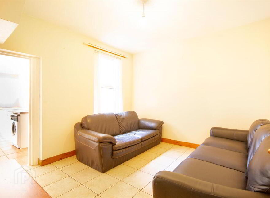 10 Curzon Street, Belfast, BT7 1QU