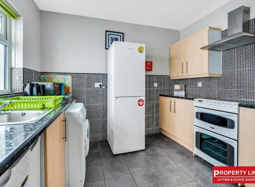 STUDENT ACCOMMODATION, 3 Mountjoy Terrace, Mature Students, Derry/Londonderry, BT48 7LF