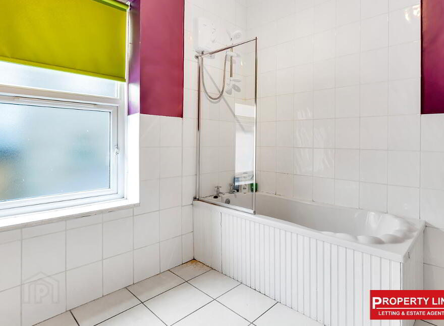 STUDENT ACCOMMODATION, 3 Mountjoy Terrace, Mature Students, Derry/Londonderry, BT48 7LF