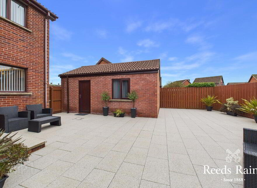 1 Town Park, Carrickfergus, BT38 8FG