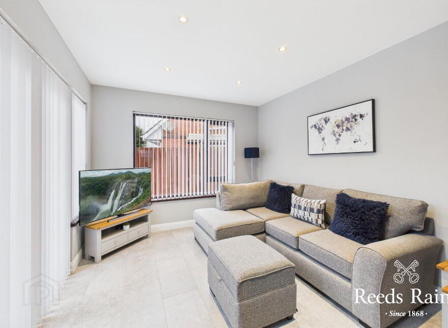 1 Town Park, Carrickfergus, BT38 8FG