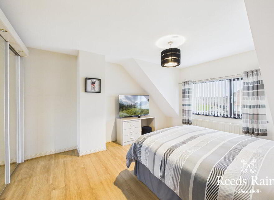 1 Town Park, Carrickfergus, BT38 8FG