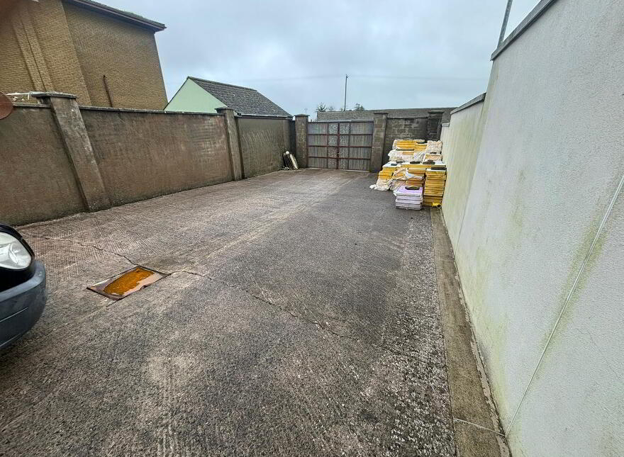 41 Cardinal O'Fiaich Square, Crossmaglen, Newry, BT35 9HQ
