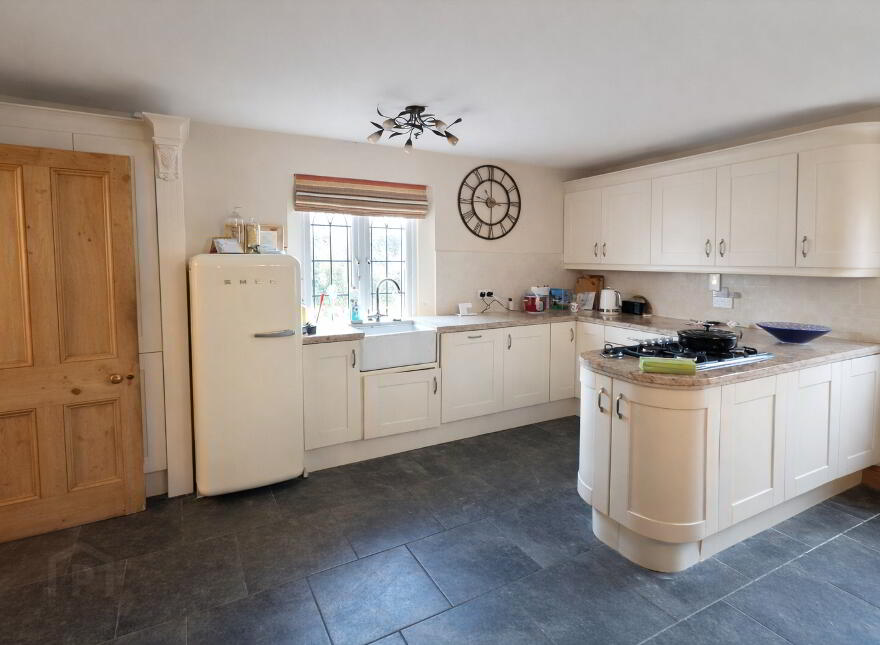 Woodbine Lodge, Munterneese, Mountcharles, F94K571