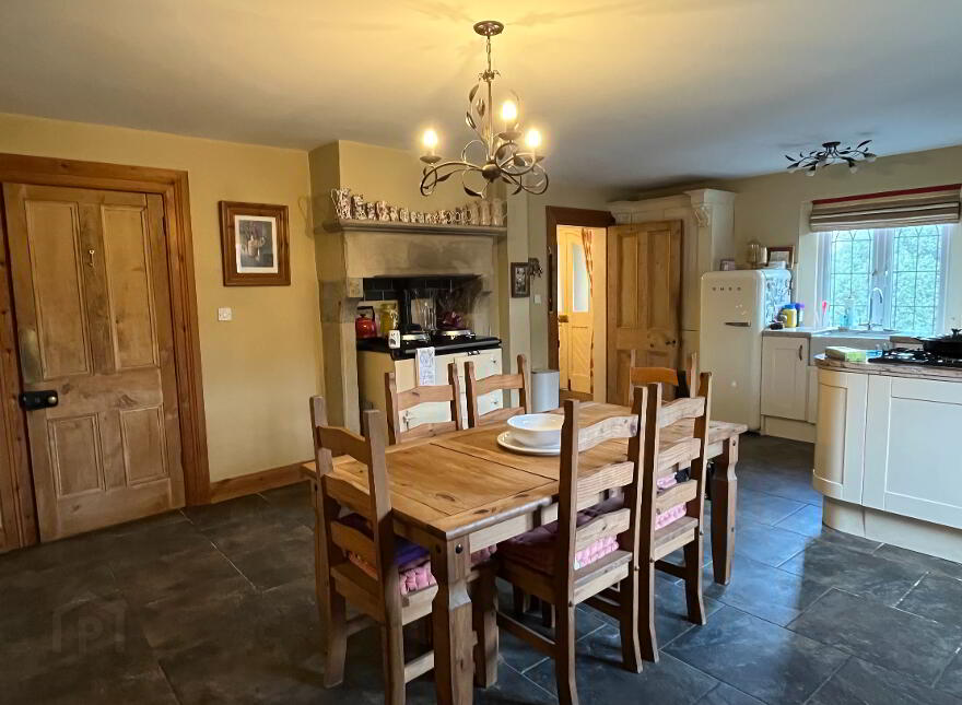 Woodbine Lodge, Munterneese, Mountcharles, F94K571