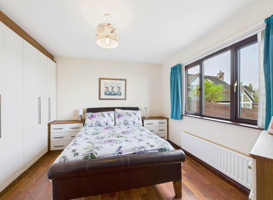 4 Inver Heights, Larne, BT40 3AR