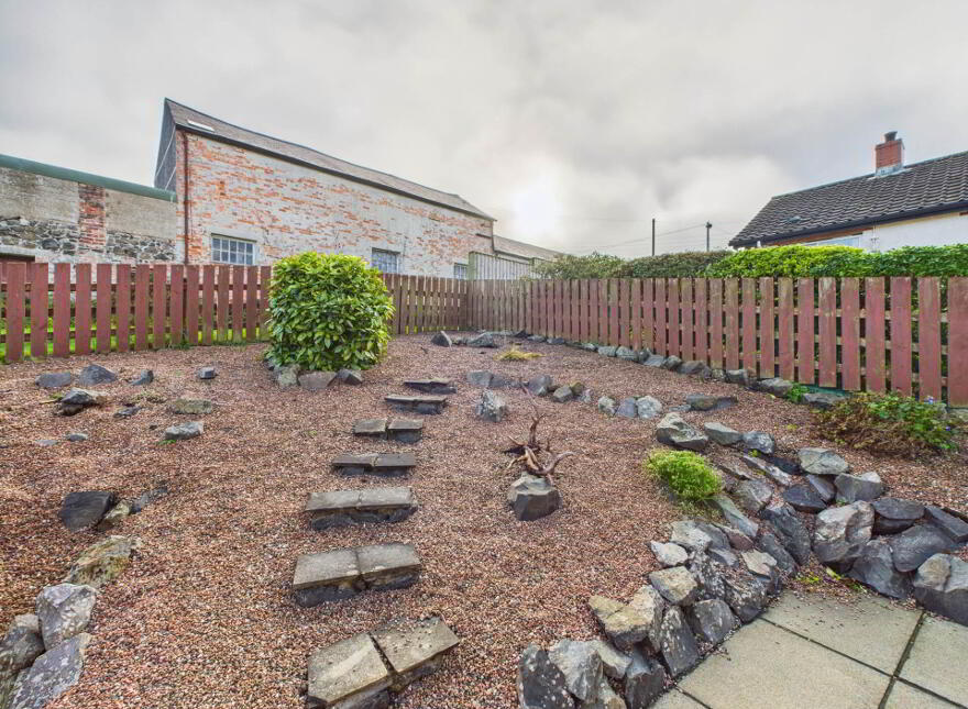 4 Inver Heights, Larne, BT40 3AR