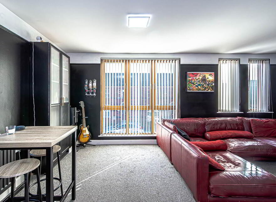Apt 1, 8 Cherryville Street, Woodstock, Belfast, BT6 8BJ