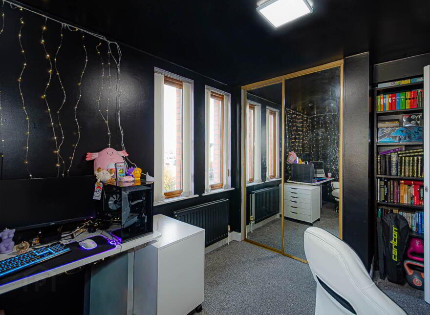 Apt 1, 8 Cherryville Street, Woodstock, Belfast, BT6 8BJ