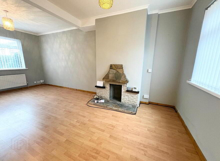 149 Connsbrook Avenue, Belfast, BT4 1JX