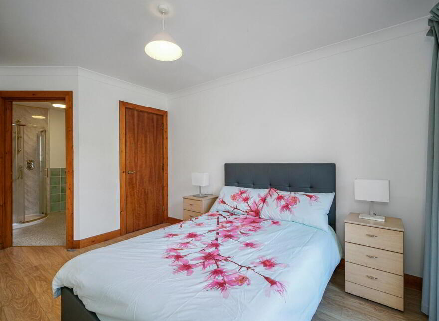 Apt 13 Danesfort Apartments, 120 Malone Road, Belfast, BT9 5QL