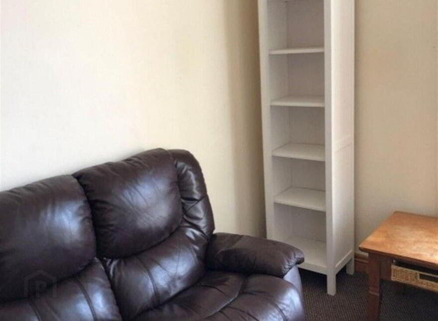 2, 40 Cromwell Road, Belfast, BT7 1JX
