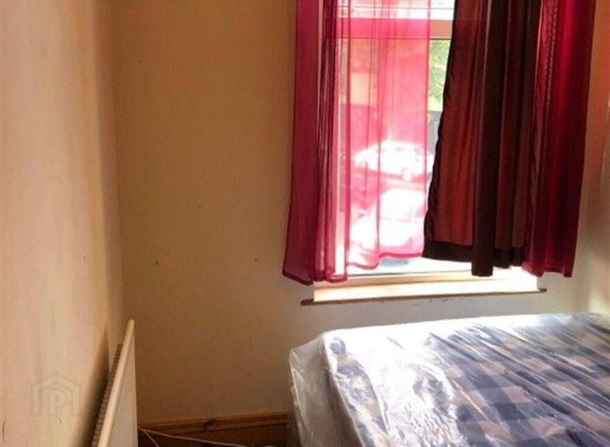 2, 40 Cromwell Road, Belfast, BT7 1JX