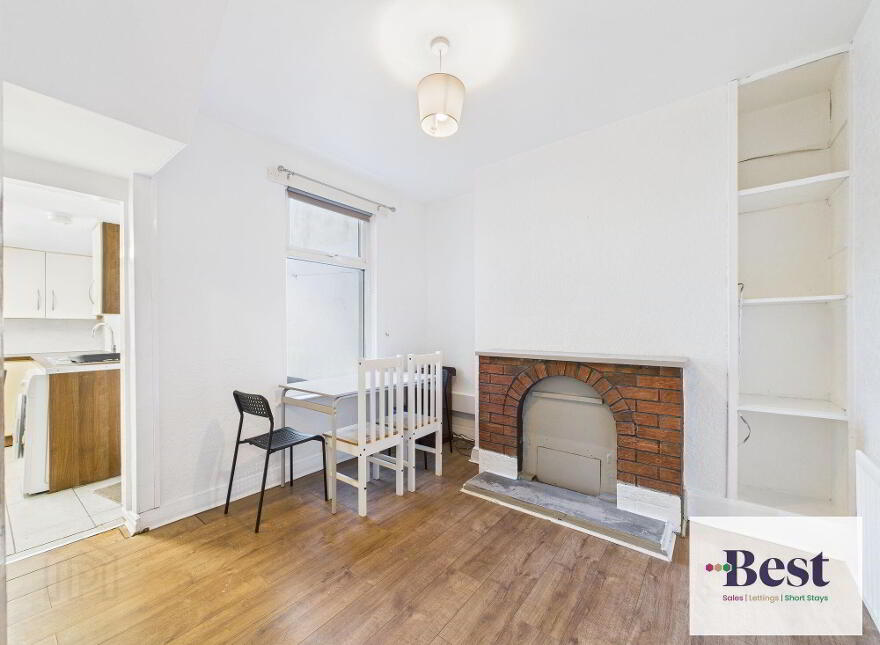 49 Old Glenarm Road, Larne, BT40 1RW