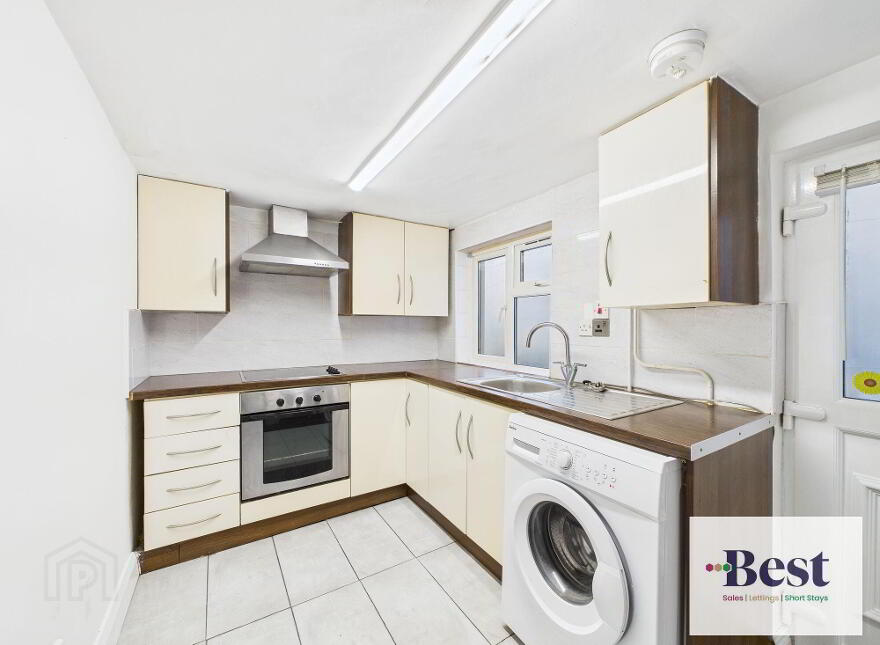 49 Old Glenarm Road, Larne, BT40 1RW