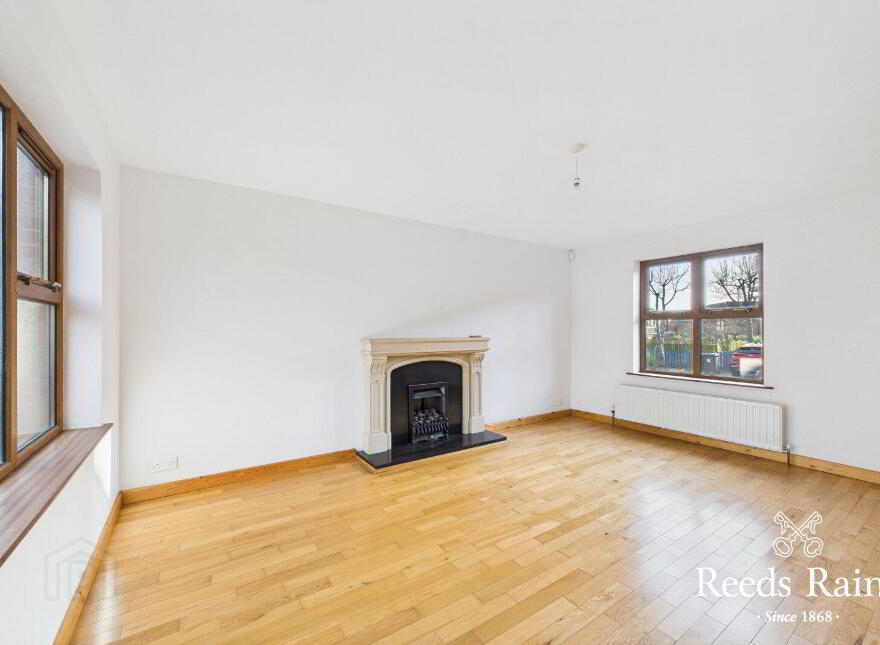 18 Meadowbank, Carrickfergus, BT38 8GZ