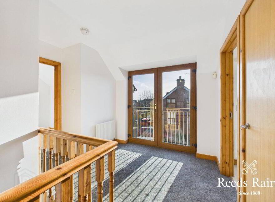 18 Meadowbank, Carrickfergus, BT38 8GZ