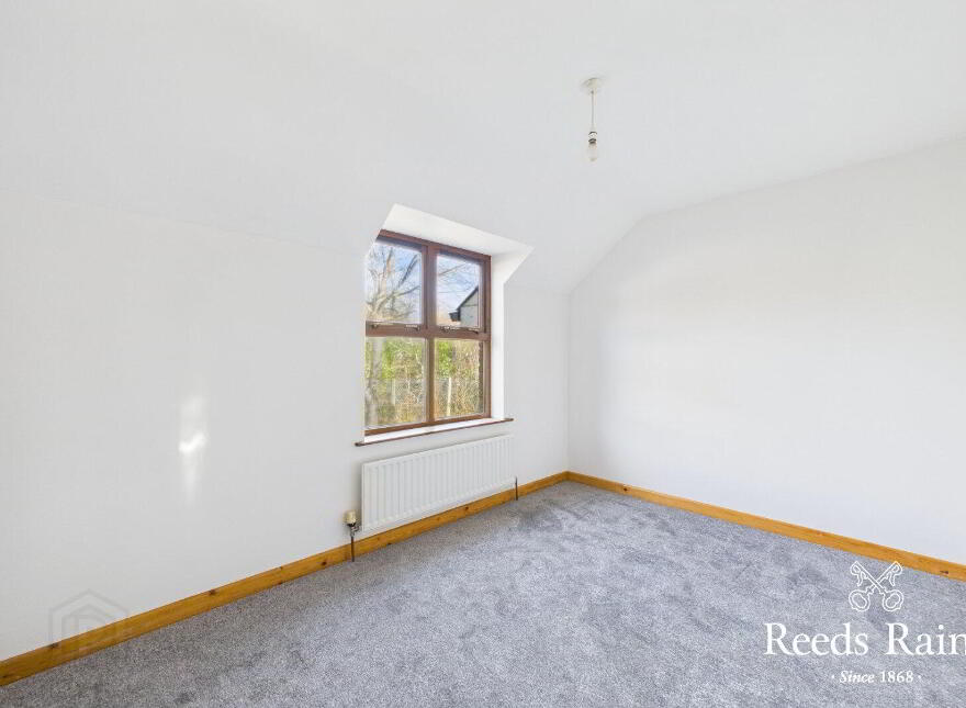 18 Meadowbank, Carrickfergus, BT38 8GZ