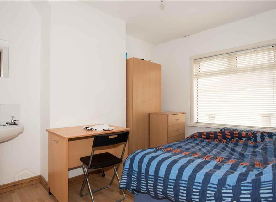 26 Stranmillis Park, Belfast, BT9 5AU