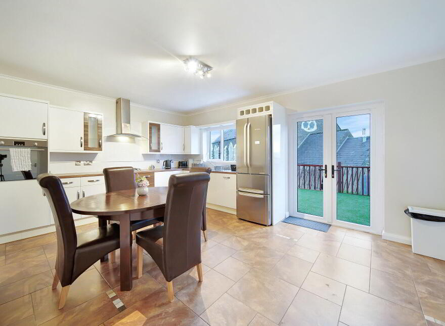 27 Orchard Grove, Newtown Cunningham, F93W326
