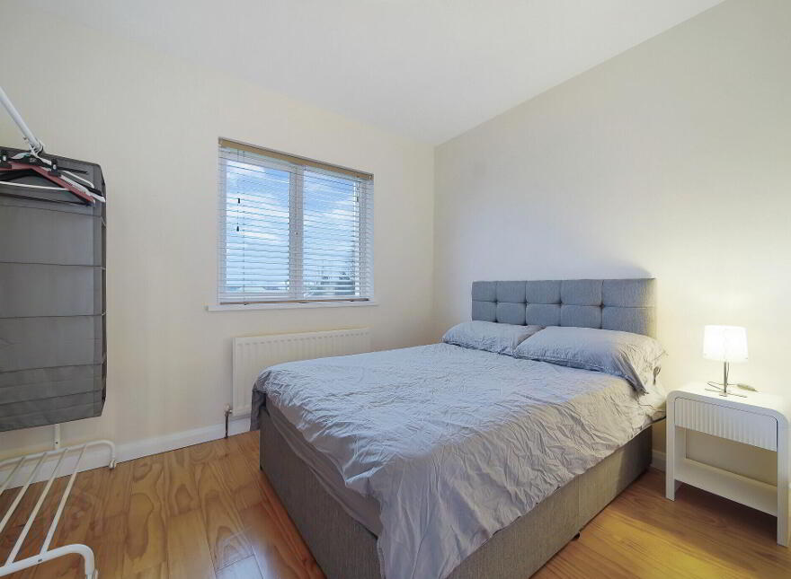 27 Orchard Grove, Newtown Cunningham, F93W326