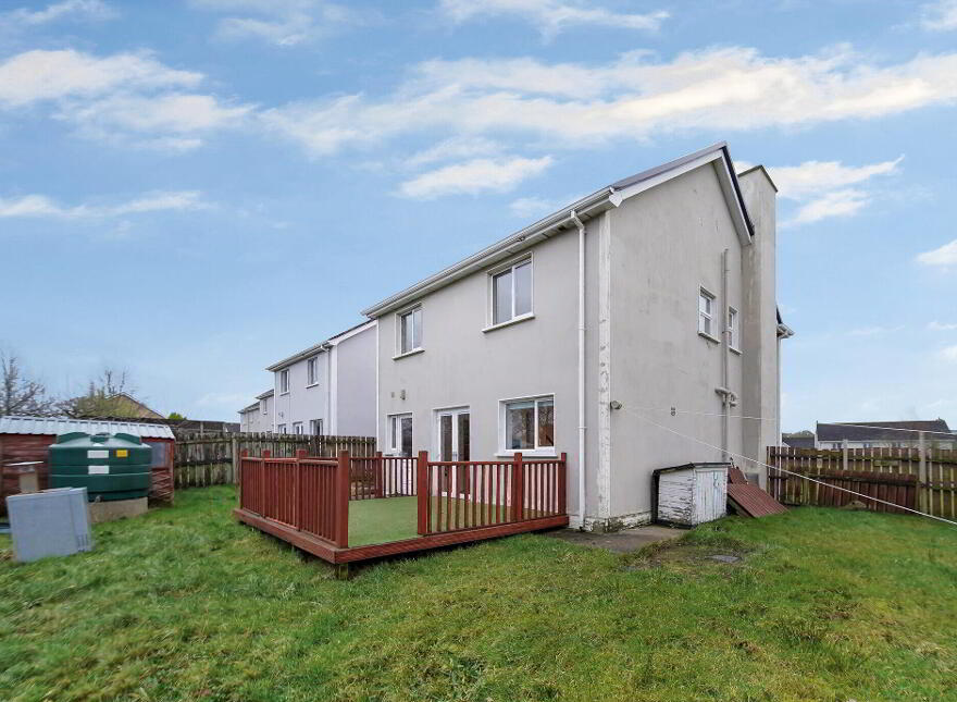 27 Orchard Grove, Newtown Cunningham, F93W326