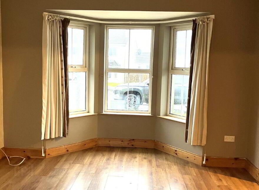 19 Castle Gardens, Drumboe Lower, Stranorlar, Ballybofey, F93X8H4