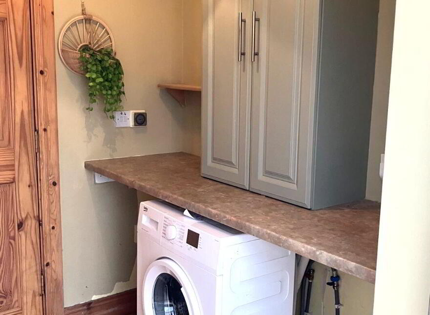 19 Castle Gardens, Drumboe Lower, Stranorlar, Ballybofey, F93X8H4