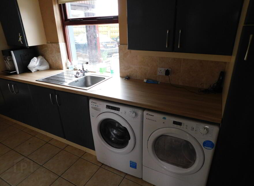 25 Woodbank Road, Omagh, BT79 0NB