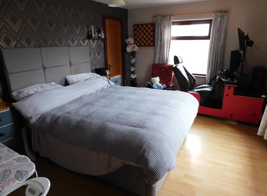 25 Woodbank Road, Omagh, BT79 0NB