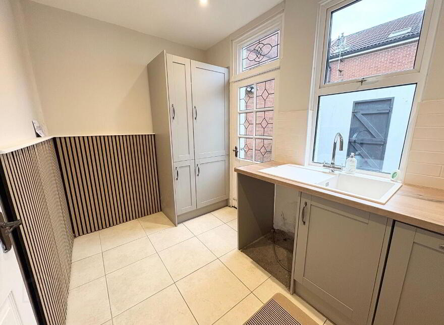 67 Dundela Avenue, Belfast, BT4 3BU